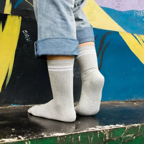 Basic Grey Grip - Image 3
